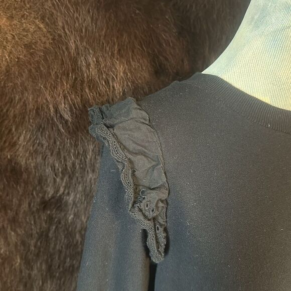 Who wore what crewneck M (6011) - Picture 2 of 6